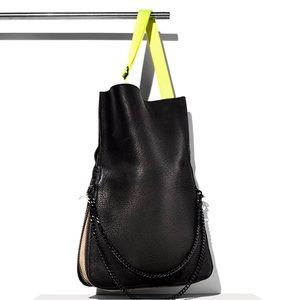 Ampersand as Apostrophe Buffalo Parcel in great used condition.